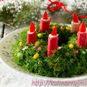 Вкусный и по Новогоднему красивый — салатик из крабовых палочек с кукурузой и рисом!