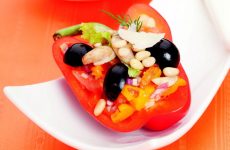 Салат в перце с помидорами, грибами и маслинами — красивый оригинальный салатик!