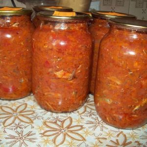 Килька или мойва в томатном соусе с овощами — объедение, доступное каждому!