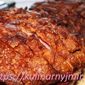 Свинина, запеченная в фольге — один из самых простых рецептов запекания мяса!