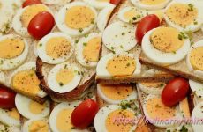 Гренки с яйцами — топ 8 рецептов!