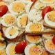 Гренки с яйцами — топ 8 рецептов!