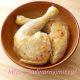 Куриные окорочка, запеченные в духовке — одно из самых популярных блюд из курицы!