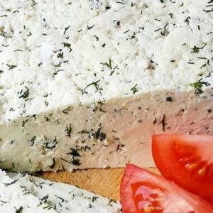 Домашний сыр с укропом — необыкновенно вкусное и полезное блюдо!