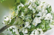 Зеленый салат — нет блюда проще!